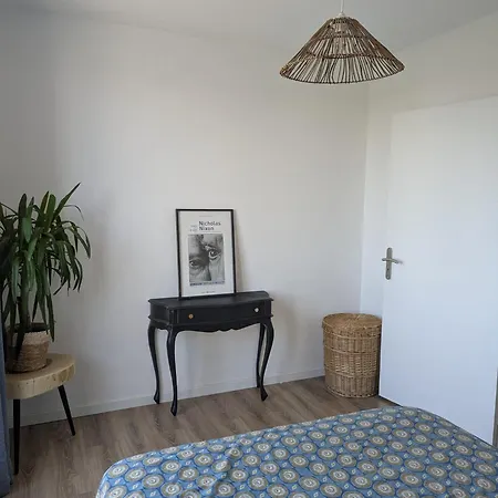 Une Chambre A Louer Dans Un Bel Appartement فندق مبيت وإفطار