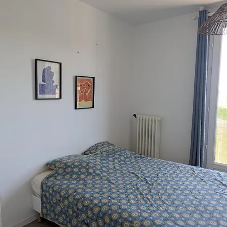 Une chambre à louer dans un bel appartement